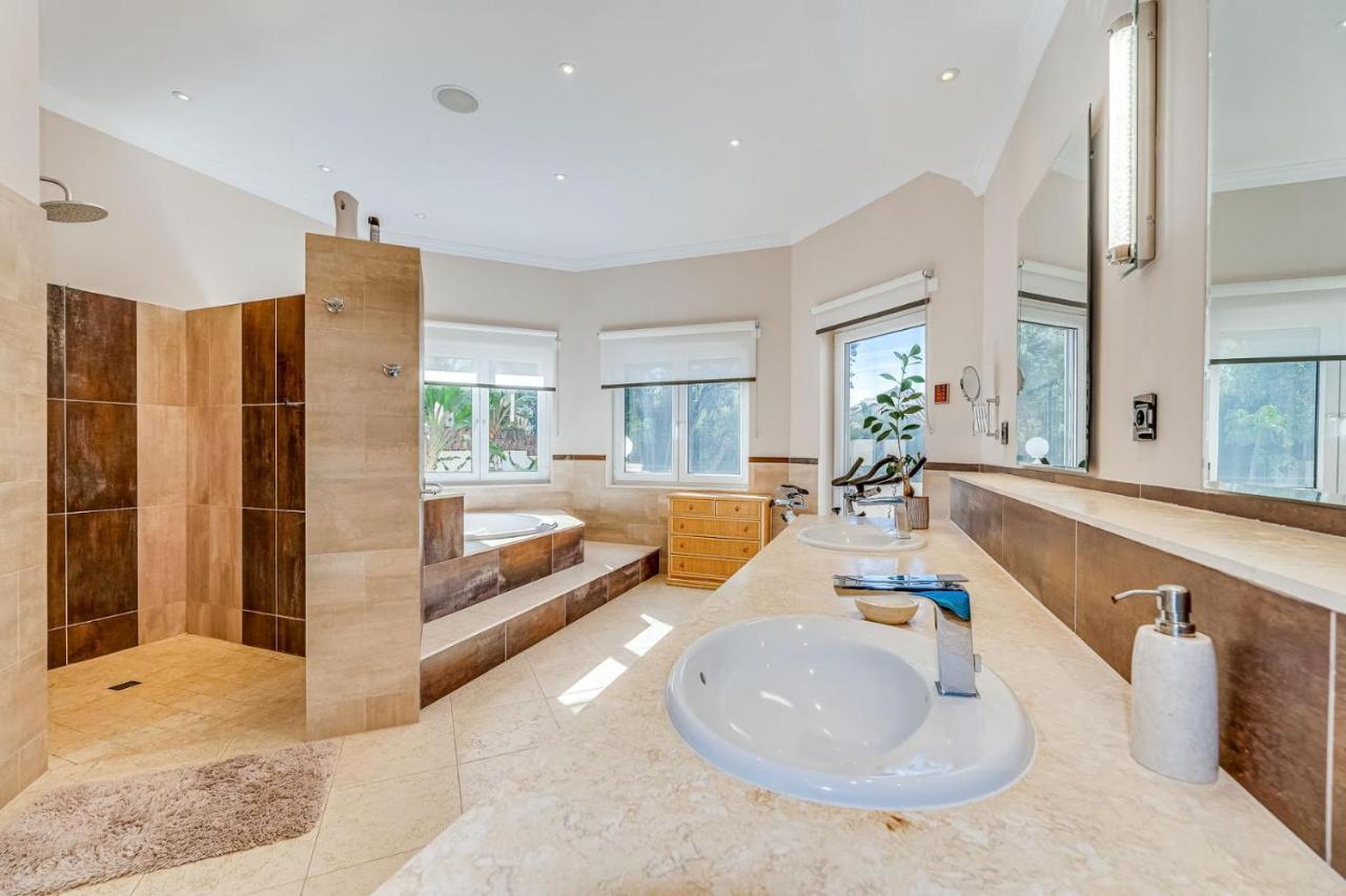 Villa Svim, Walking Distance To The Beach! Marbella Exterior foto